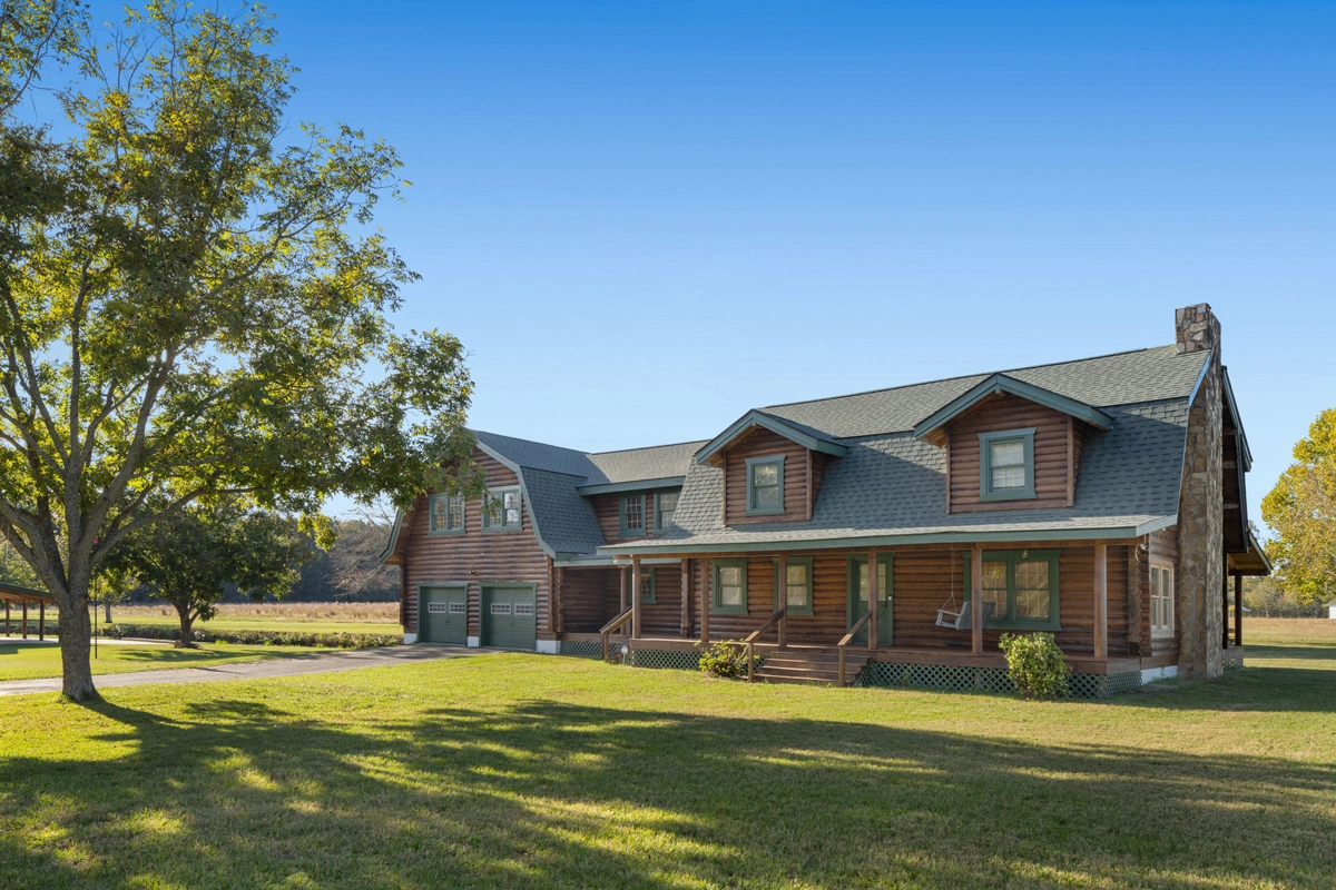 Ingrained Recovery Main Building Driveway